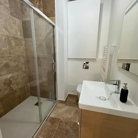 Διαμέρισμα La Du Parc 2 *